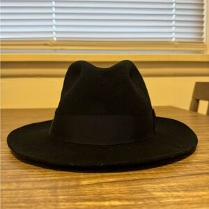 Dobbs Fifth Avenue Black Fedora 7 1/4